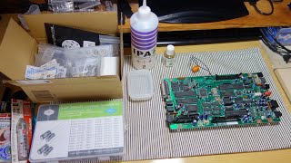 ジャンク】X68000 ACE FDDの動作不良で下部基板コンデンサ交換して見た