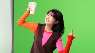 原菜乃華、可愛くポップなダンスに苦戦！？　丸亀製麺新TVCM「カルボナーラ出た！秋も！丸亀シェイクうどん」篇