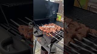 Schaschlik Im Regen .