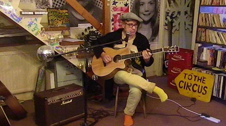 Charly Acoustic version - Acoustic performance video thumbnail