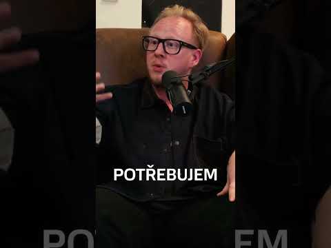 Měli by se slavní lidé vyjadřovat k politice?🤔 Kozub na hrad?🏰 Co má společného s Italy?🇮🇹👀