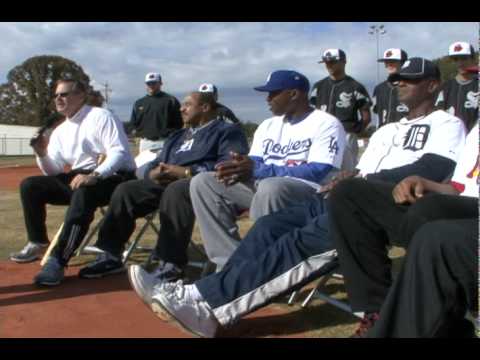 Edwin Jackson visits Fort Benning