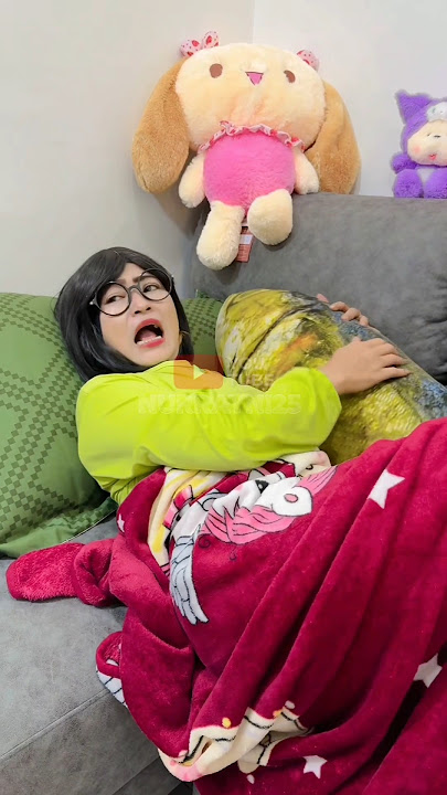 SISTER, ACCOMPANY ME TO THE BATHROOM | NURRAYNI25