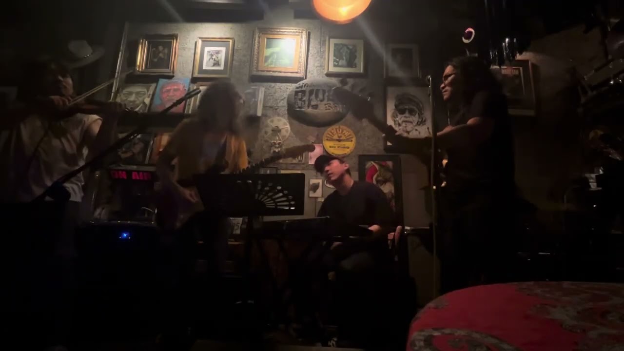 Messing with the kids covered by The Vintagers