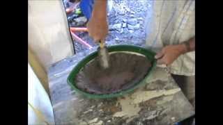 diymolds.com  - Moulding Concrete birdbath Planter Freehand