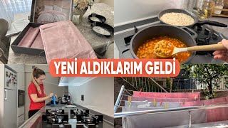 GELİR GELMEZ YIKADIMKUMAŞLAR İYİ☺TEK ELLE MUTFAK İŞLERİAKLIMDA KALDI AKŞAM GİTTİMMENÜDE BUGÜN