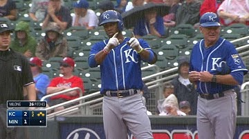KC@MIN: Escobar gives Royals lead with two-run single