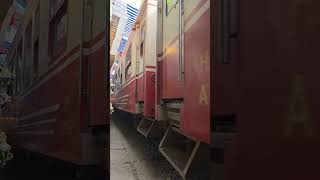 Travel With Me: Train Street in Hanoi, Vietnam #TrainStreet #Hanoi #vietnam