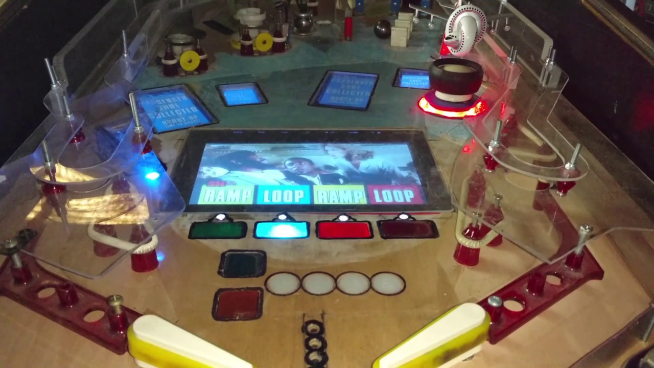 Homebrew pinball AIRPLANE / Flying high spinning bumpers players view YouTube