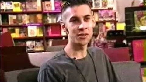 Jhonen Vasquez early interview, 1997