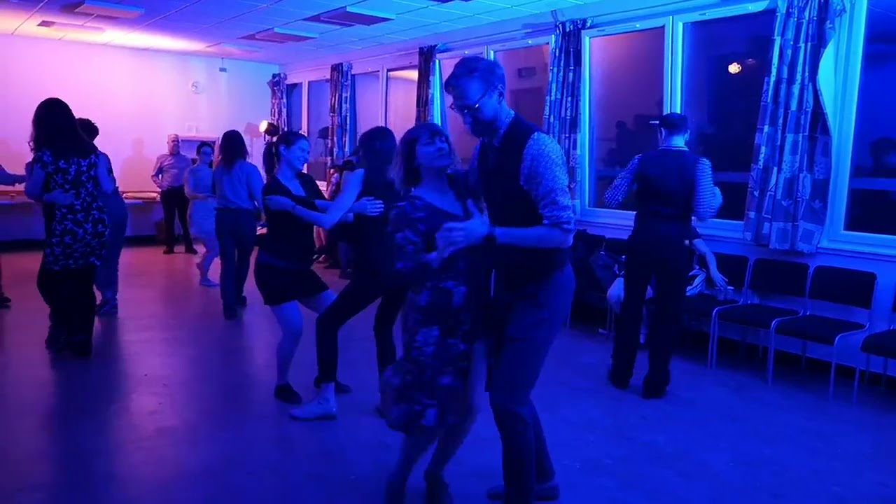 Leigh & Daire Social dancing (Glasgow, 2019)
