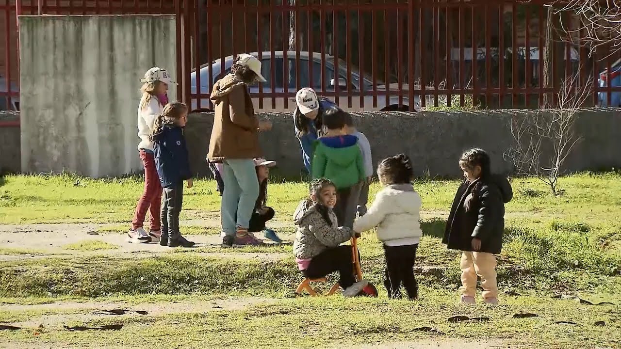 Patios escolares. Vivir jugando