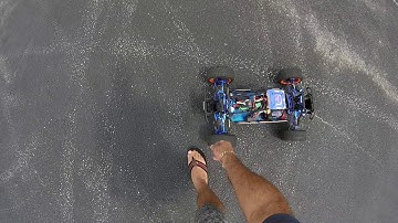 1/5 Redcat Rampage MT V3 8s speed run 74.5 mph [No high gearing yet ]