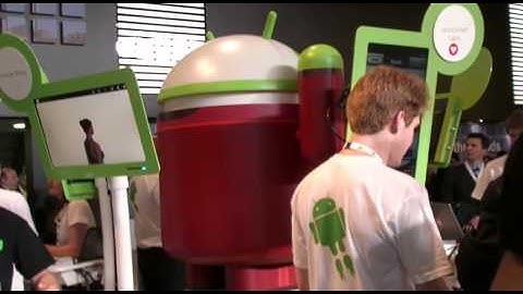 Google Android Booth at MWC 2011, amazing - Test-Mobile.fr