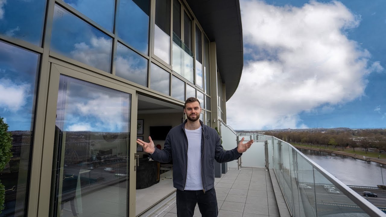 ⁣Inside a £700,000 river view penthouse in Nottingham, UK (full walkthrough)