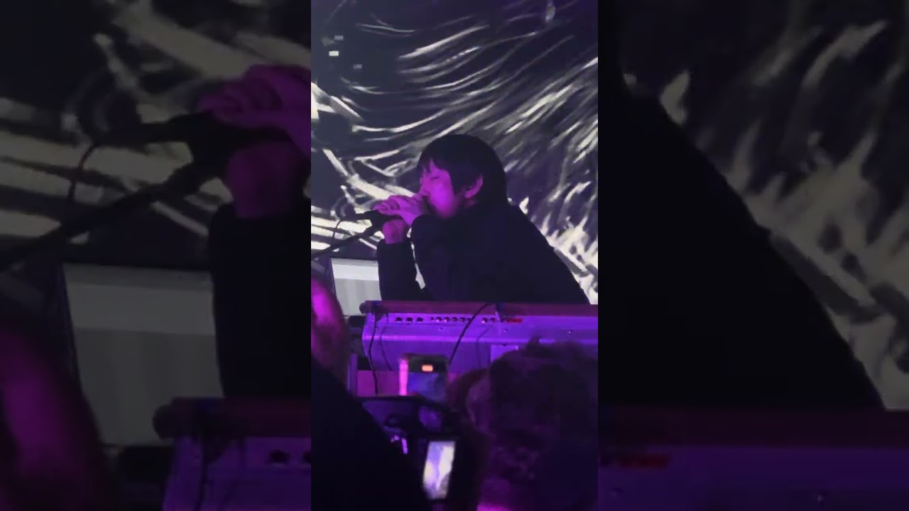 250215 이삼통운 실리카겔 On Black + Eres Tu + Sister + Juxtaposition + Realize