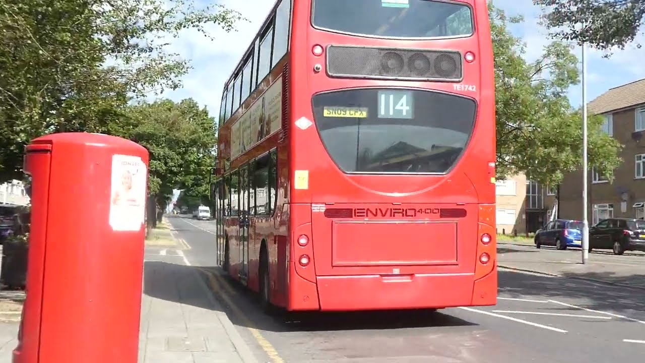 Bus and Trains at South Ruislip - 27/06/2024
