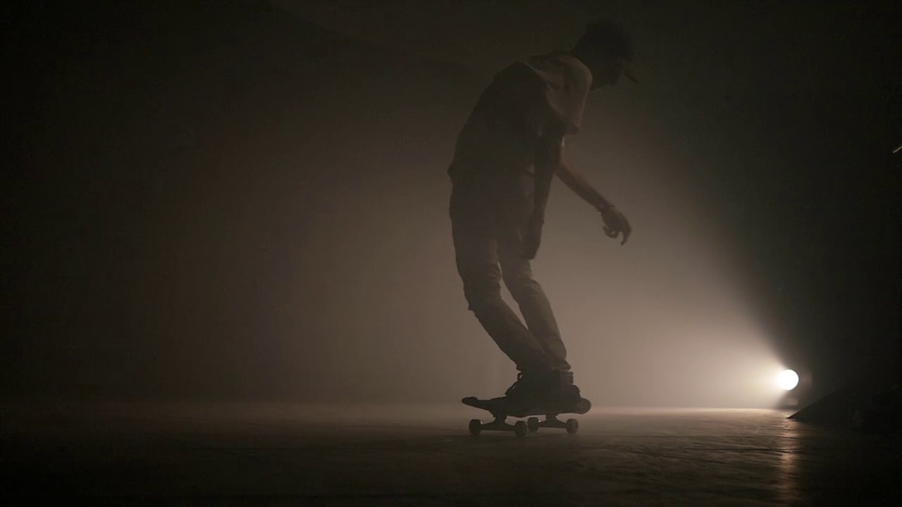 Night Skate in the new Blue Tomato Shop Zurich before the opening YouTube