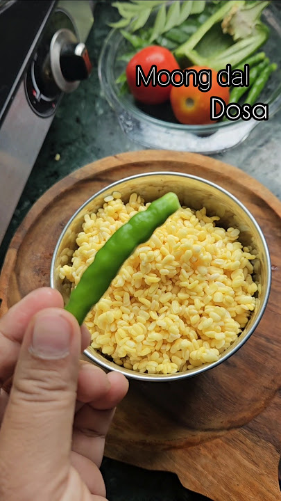 Healthy moong dal dosa #moongdaldosarecipe #moongdal #highprotein #breakfastideas #shorts #viral