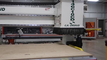 C R Onsrud 146C18CD CNC