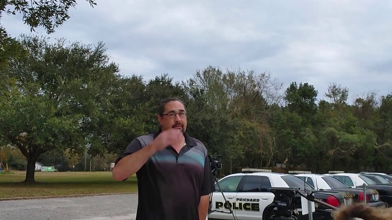 BOOTLICKING COPSPLAINING CHANNEL 10 NEWS