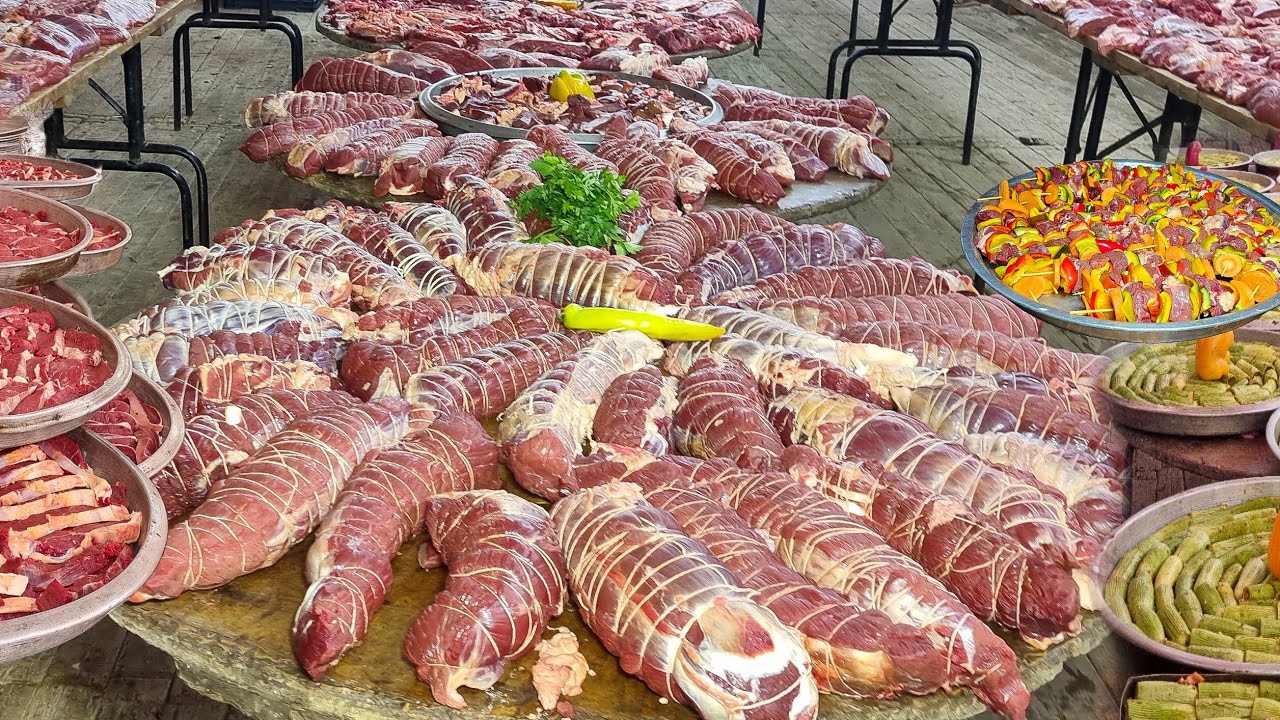 أكبر مائدة افطار جماعي في مصر كلها وكمية اكل اشكال والوان