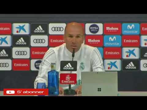 Zidane    Iniesta aurait mérité le Ballon d'Or en 2010