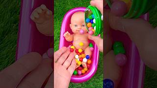 Asmr Mixing Candy With Jingle Bells In Bathtub