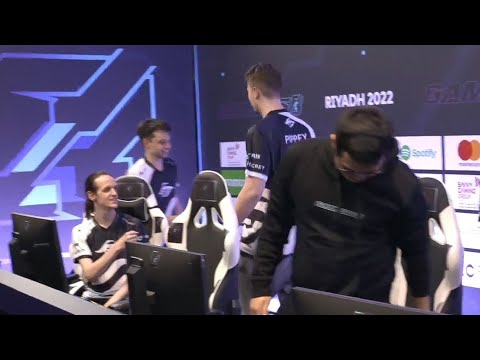 Crystallis gets no fist bump but a Hug from Puppey