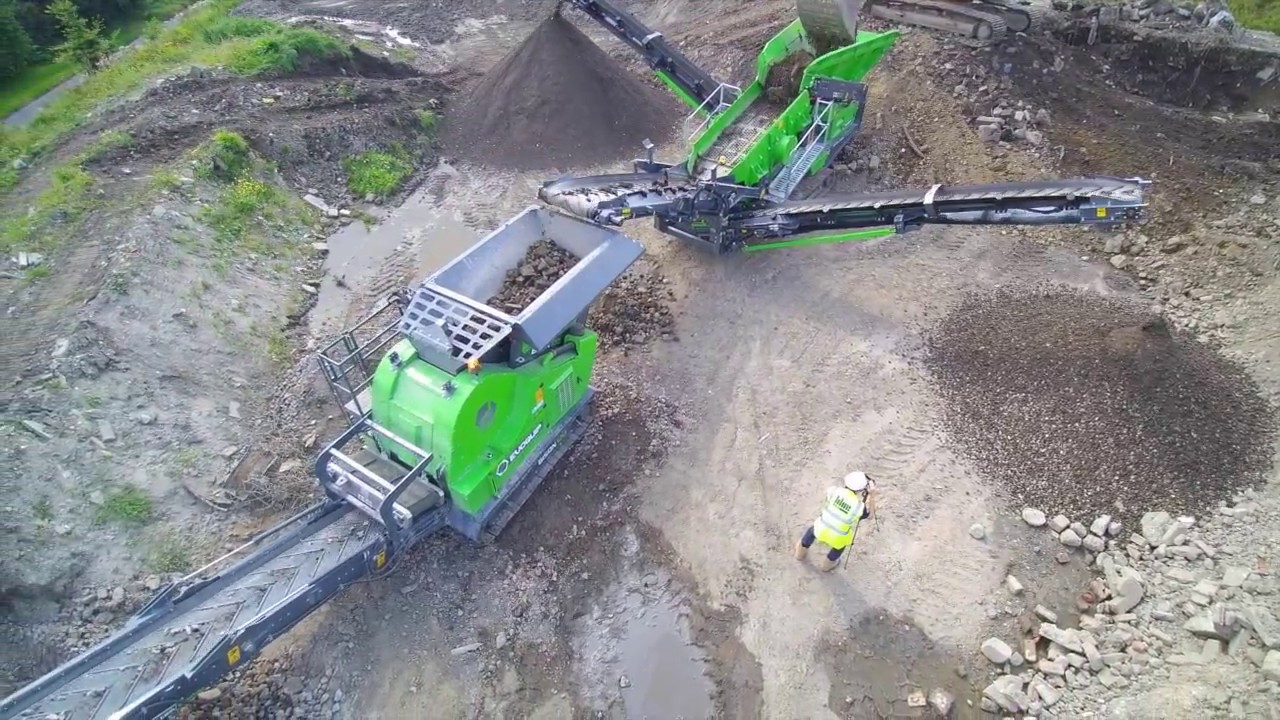 Colt 800 & Bison 120  UK, 2016