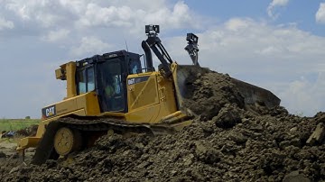 Engineering the Cat® D6T Bulldozer – Ease of Operation