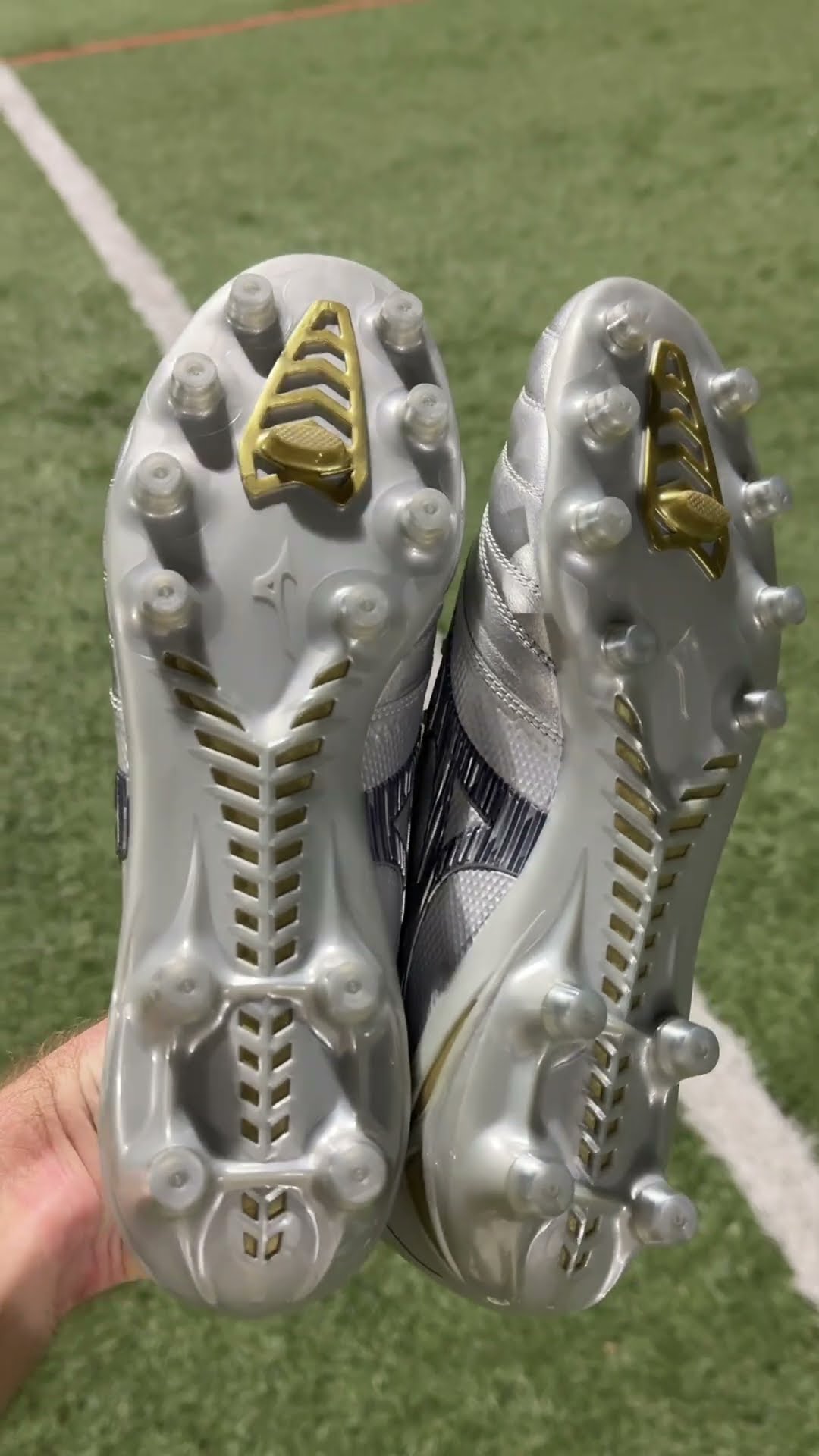 Mizuno Morelia Neo IV Beta Made in Japan Platinum Pack