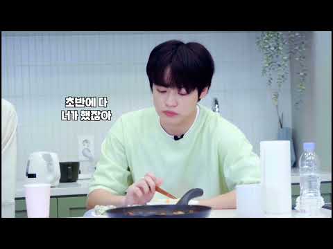 [NCT 천러 지성 아니 지성 천러 천지? 지천]지성이가 다하고 천러가 살린 라↗️이스페이퍼 떡볶이