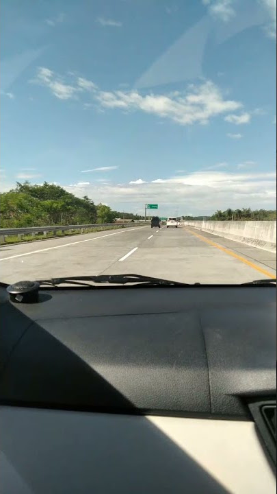 Story wa naik mobil lewat jalan tol