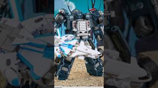 San Diego Cómic Con Day 1 breakfast Pulsecon Exclusive Armada Nemesis Prime revealed. #transformers