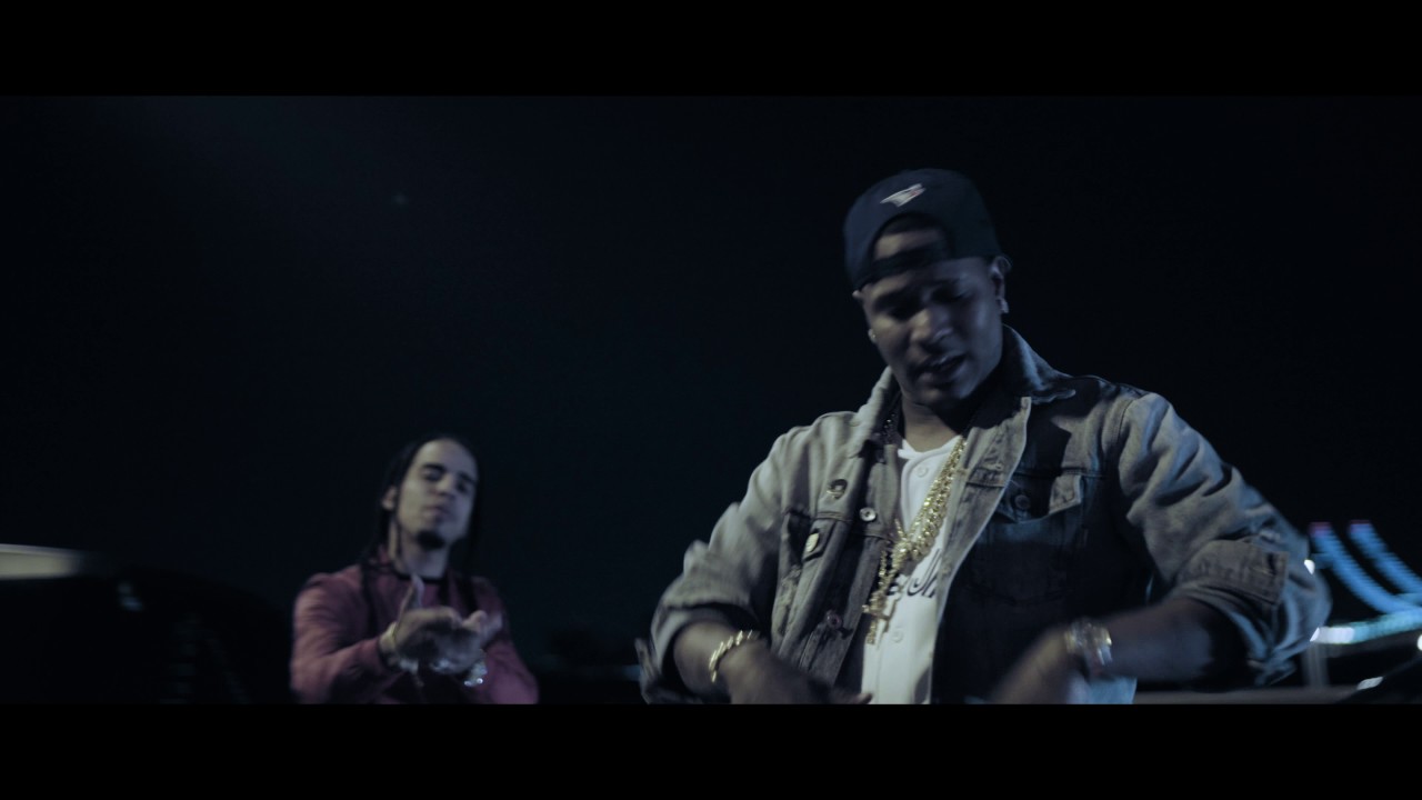 Choco El Artista feat Flako La Real Conect - Ella No Se Enamora  (Official Video) HD