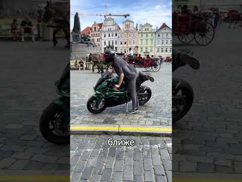 Как правильно сидеть на спортбайке￼#sportbike #motorcycle #motolife