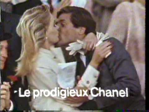 Chanel n°19 (Publicité Québec) 