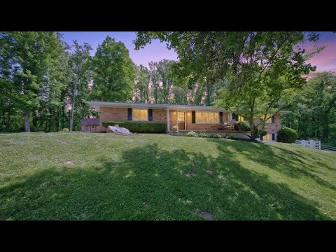 933 Robin Hill Dr, New Richmond, OH home video tour