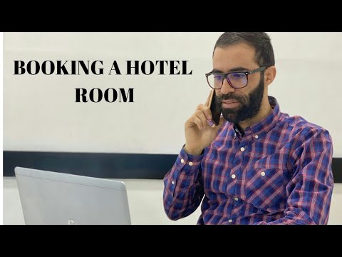 Booking a hotel room on the phone