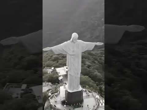 بجروحك اتألم 