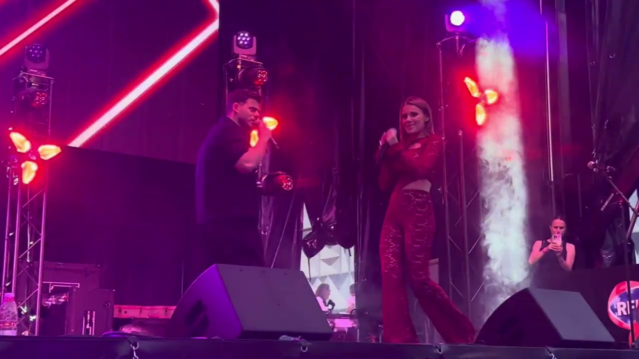 Jeck et Carla  A qui le tour. nouvelle chanson à Bordeaux le 29 Mai 2025