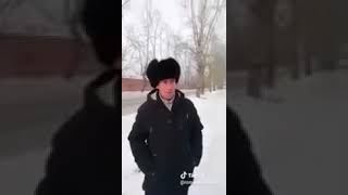 мужчина вы случайно не срали?