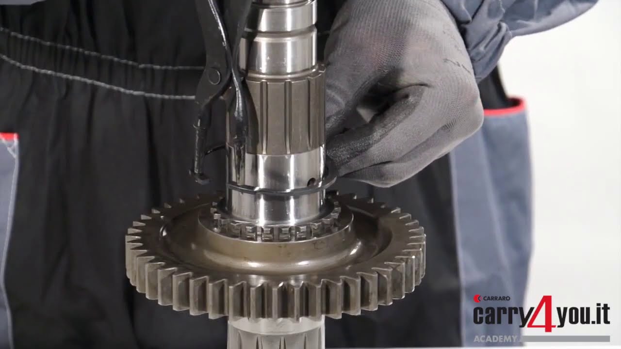 CARRARO TRANSMISSION SHAFT MAINTENANCE