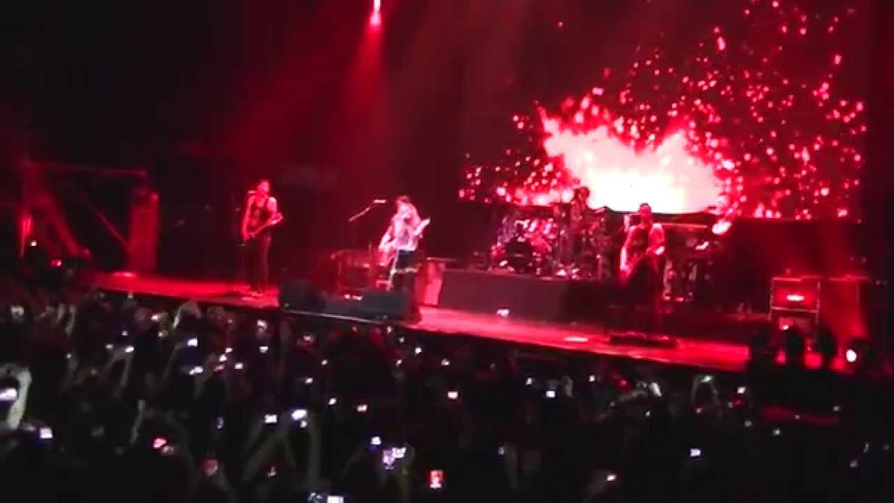 Avril Lavigne en Argentina 2014 parte 1