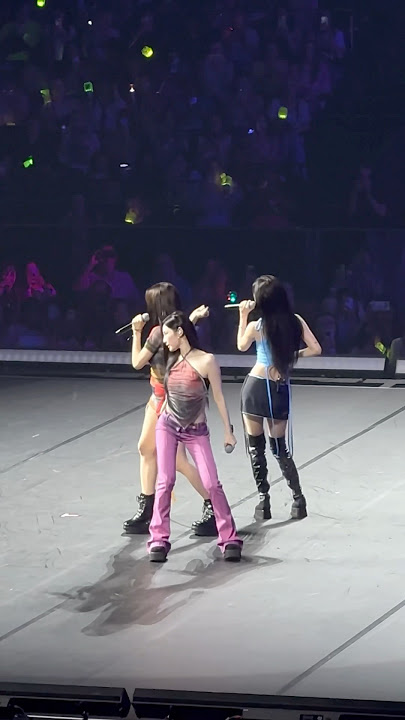 aespa - Supernova (SMTOWN LIVE 2025, London, 02 Arena)