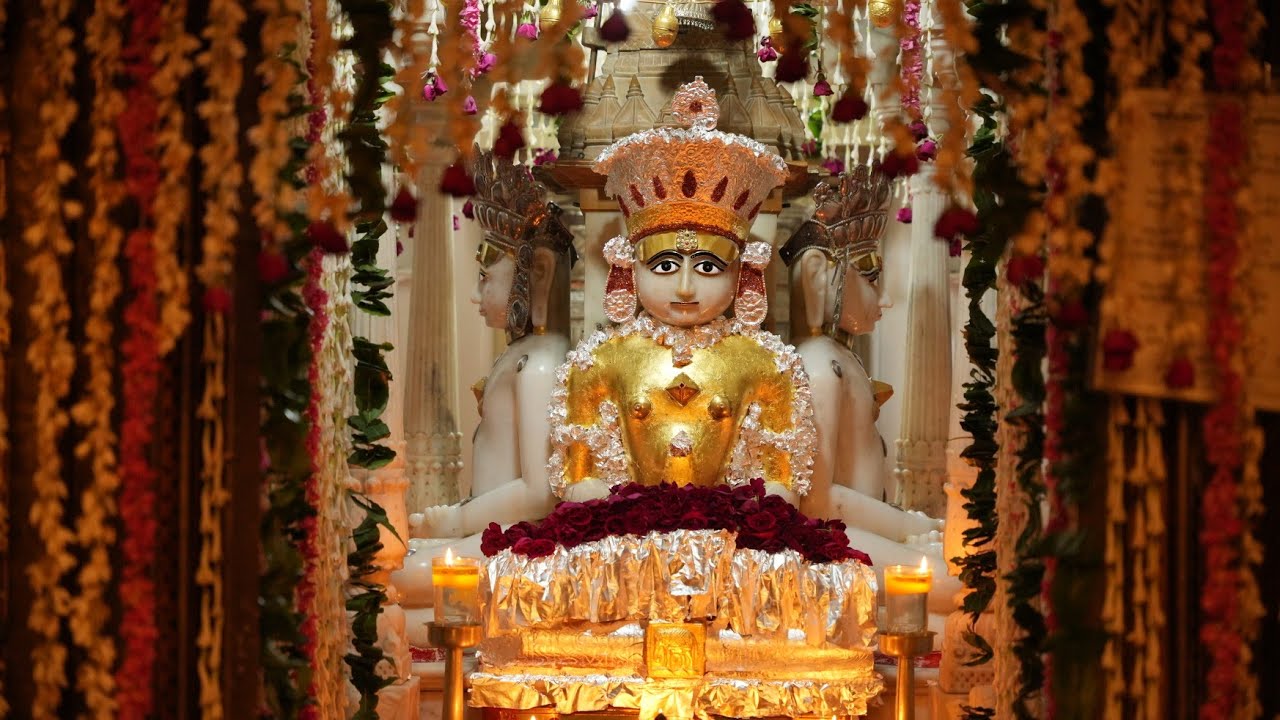 450 વર્ષ થી પણ પ્રાચીન શ્રી અજીતનાથ દેરાસર કપડવંજ