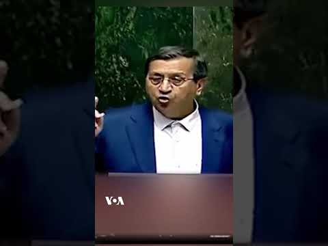 وزیر اقتصاد پزشکیان دلار ۹۲ تومانی واقعی نیست و پایین می آید