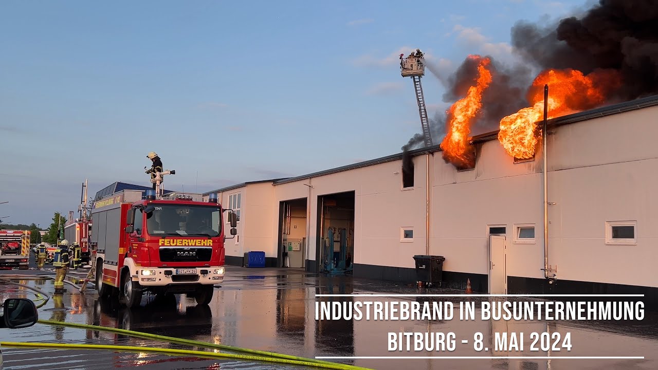 INDUSTRIEBRAND: Bushalle in Bitburg Raub der Flammen