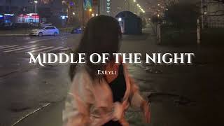 in middle of the night (speed up + rain) Resimi